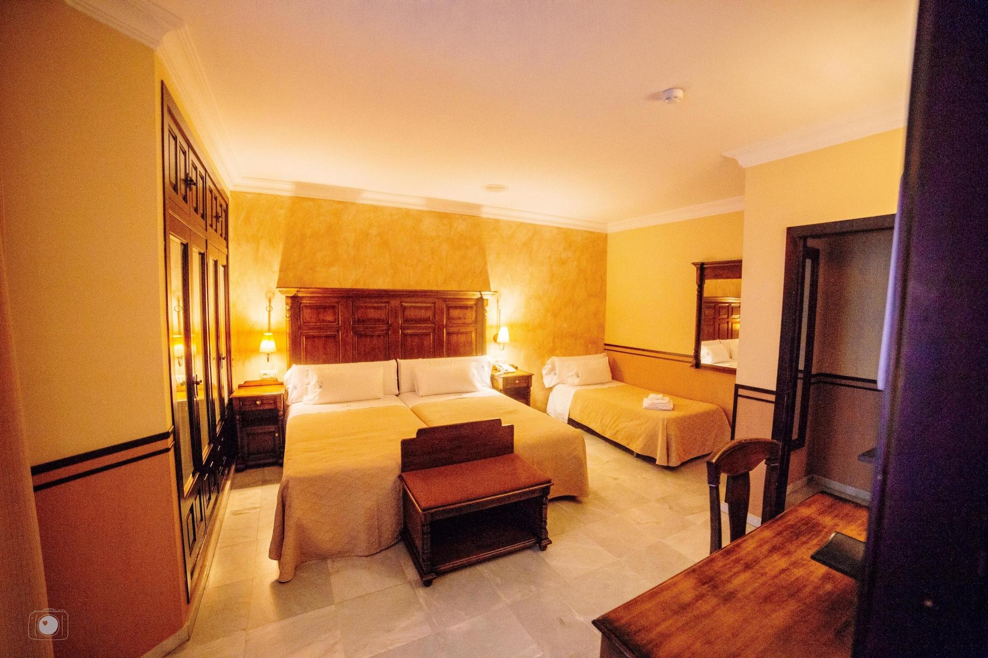 Hotel Posada De Vallina By Mira Cordoba Luaran gambar