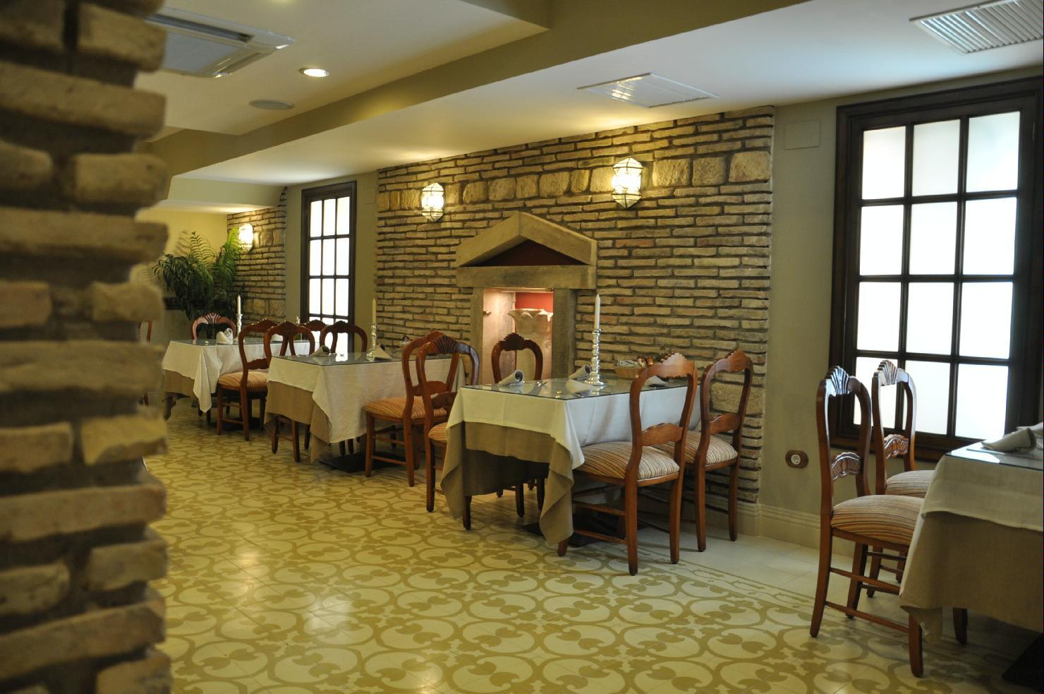 Hotel Posada De Vallina By Mira Cordoba Luaran gambar