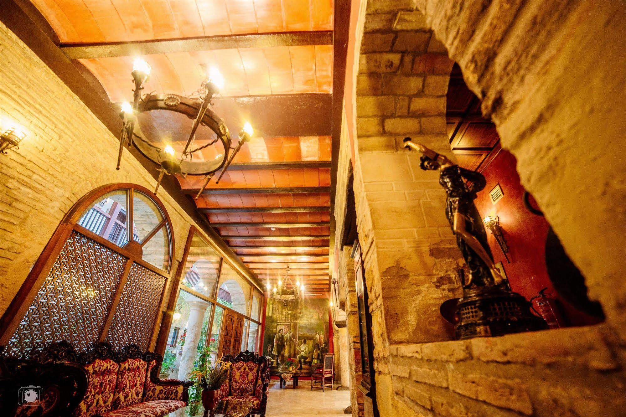 Hotel Posada De Vallina By Mira Cordoba Luaran gambar