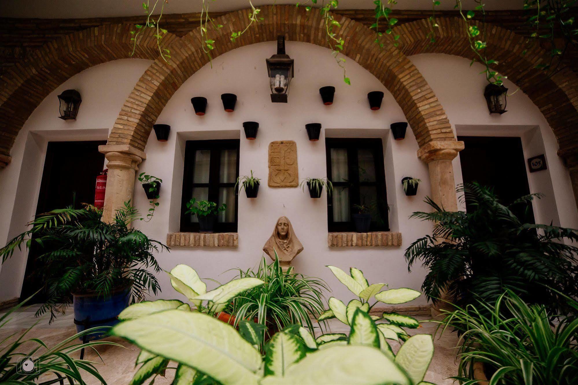 Hotel Posada De Vallina By Mira Cordoba Luaran gambar